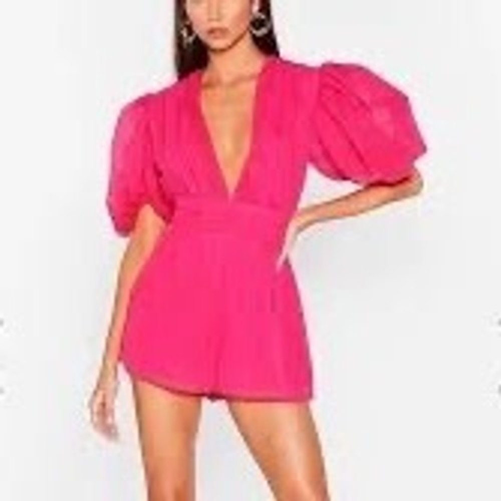 Nasty Gal Collection Hot Pink Puff Sleeve Deep V-Neck Romper US 4 Summer‎ Party